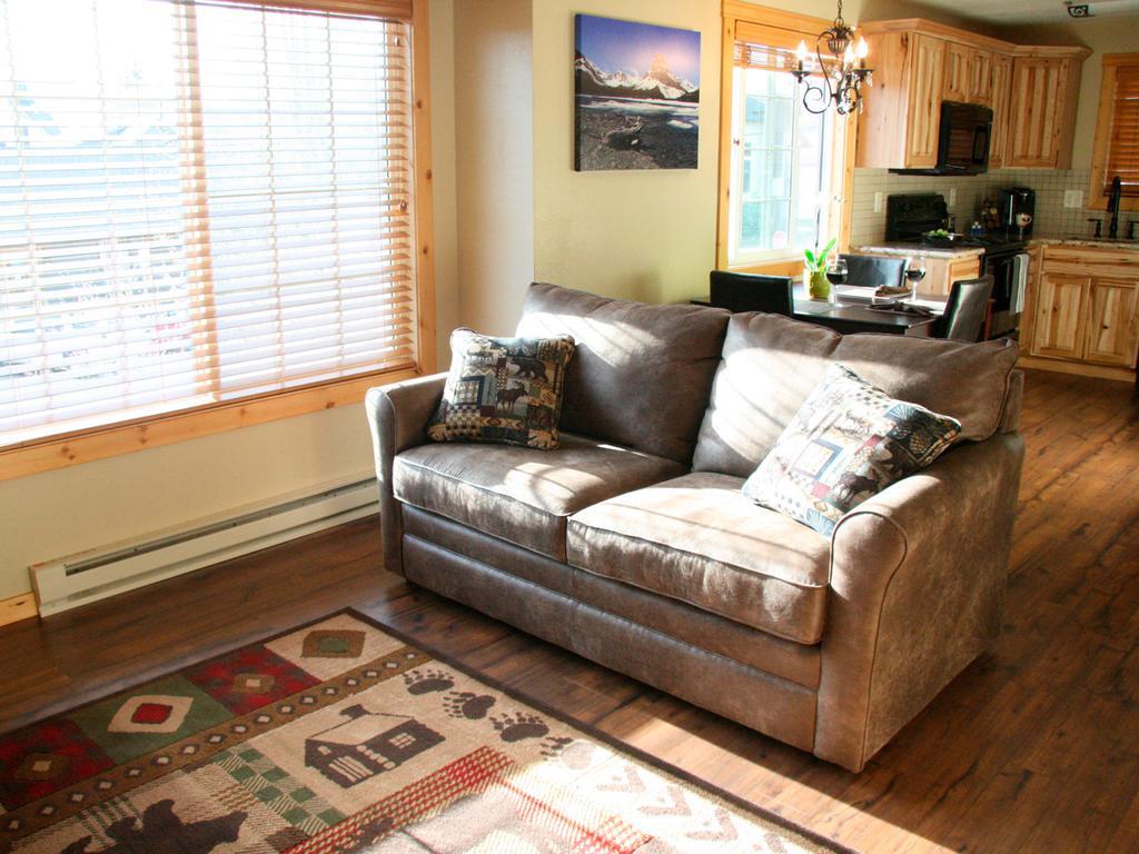 Montana Style Downtown Condo Whitefish Exterior photo